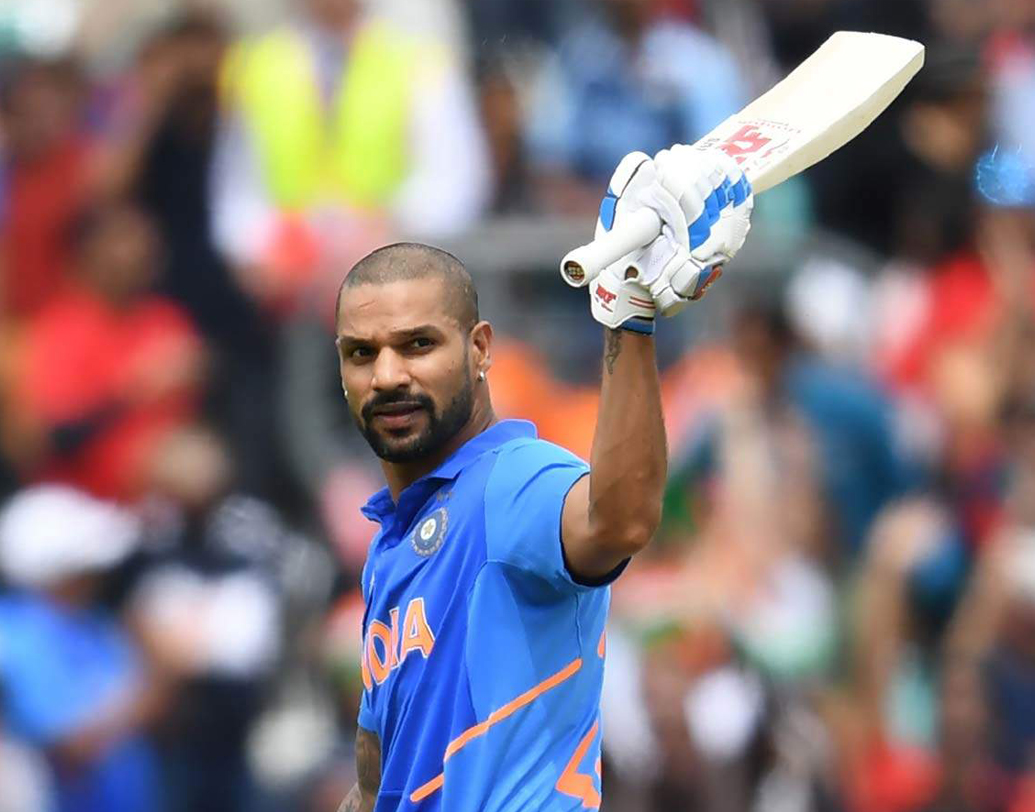 শিখর ধওয়ন- ক্যারিবিয়ান সফর একদমই ভাল যায়নি। তিন ম্যাচে সংগ্রহ মাত্র ২৪ রান। বিশ্বকাপে চোটের জন্য ছিটকে যাওয়ার পর ফর্ম নিয়ে বাড়ছিল সংশয়। মোহালিতে ৪০ রানের ইনিংসে অবশ্য পুরনো গব্বরের ঝলক দেখা গিয়েছে।