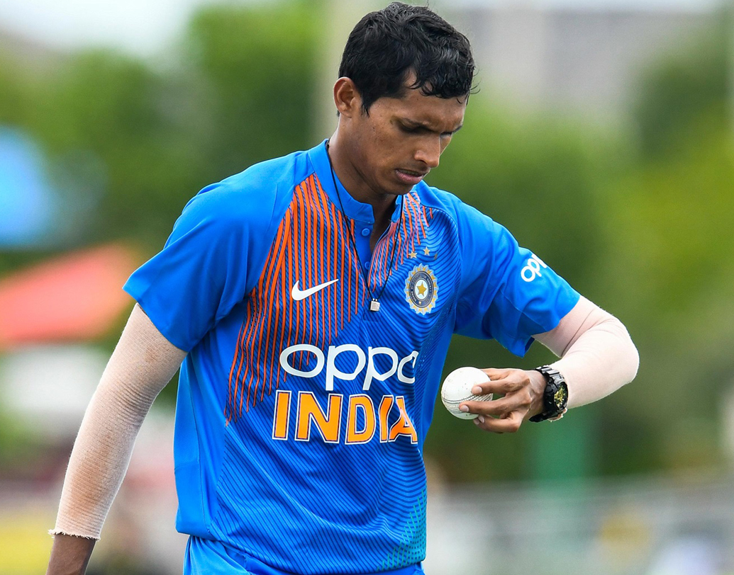 নভদীপ সাইনি- দিল্লির রঞ্জি দলের হয়ে ঘরোয়া ক্রিকেট খেলে উত্থান। হাতে দুর্দান্ত গতি। অভিষেকেই পেয়েছিলেন তিন উইকেট। মোহালিতে চার ওভারে ৩৪ রান দিয়ে নিয়েছিলেন এক উইকেট।