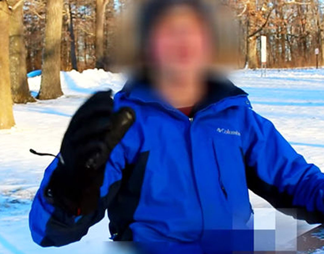 শুধু এই একটা ঘটনাই নয়, একাধিক ব্যক্তি টাইম ট্রাভেলের ‘সত্যতা’ আমাদের সামনে আনার চেষ্টা করেছেন। তাঁরা যে সত্যিই ভবিষ্যৎ ঘুরে ফেলেছেন, তার প্রমাণ দেখানোর মরিয়া চেষ্টা করেছেন। স্মিথের পর যেমন সে তালিকায় রয়েছেন আর এক যুবক।