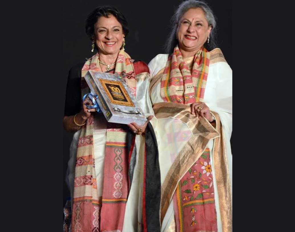 নায়িকা থেকে ক্রমে চরিত্রাভিনেত্রী। বছরে খুব বেশি ছবি না হলেও অভিনয়কে বিদায় জানাননি তনুজা। কাজ করছেন টিভি সিরিজেও। বাংলা ভাষায় বহু দিন পরে ২০১৮ সালে অভিনয় করলেন ‘সোনার পাহাড়’ ছবিতে। বক্সঅফিস এবং সমালোচক মহল, দু’দিকেই সাফল্য পেয়েছে তনুজার কামব্যাক-অভিনয়।