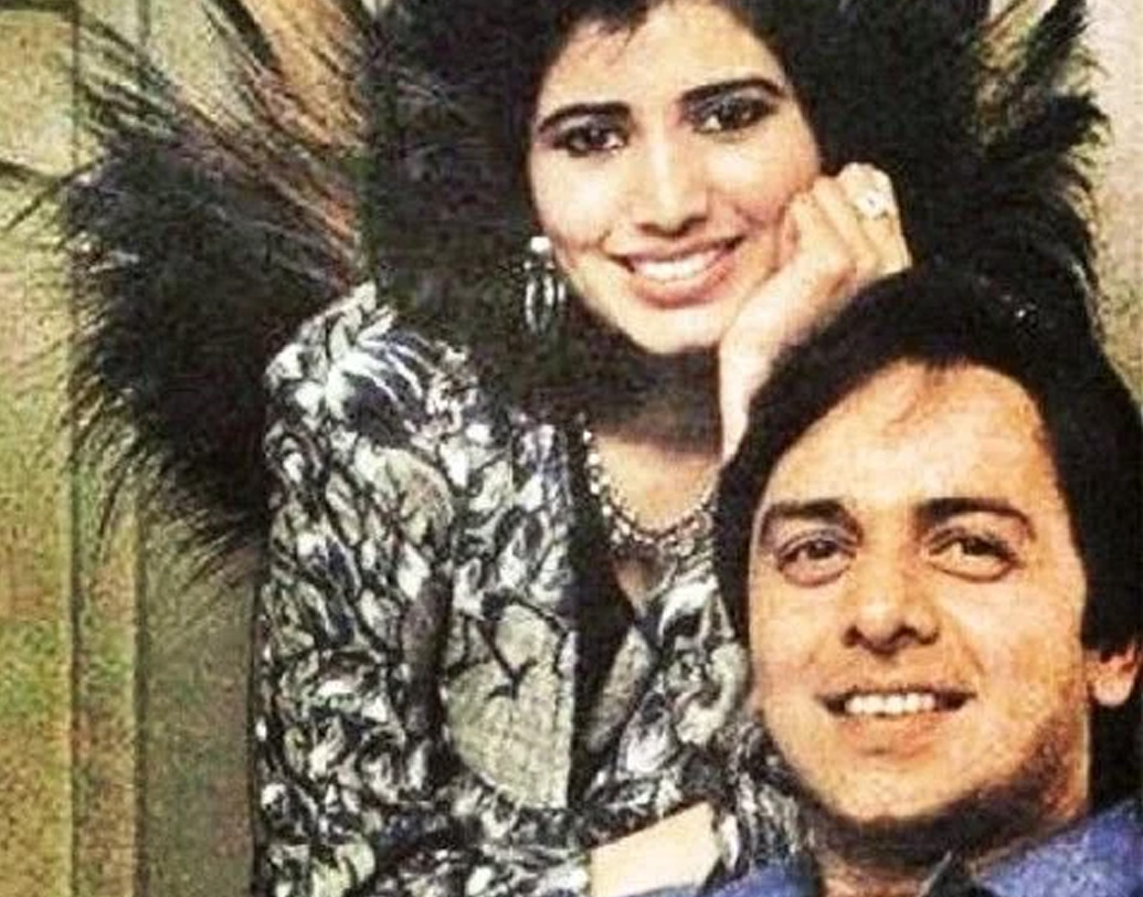 ১৯৮৮ সালে তৃতীয়বার বিয়ে করেন বিনোদ। কেনিয়ার এক ব্যবসায়ীর মেয়ে কিরণকে। সে বছরেই জন্ম তাঁদের মেয়ে সোনিয়ার। ছেলে রোহনের জন্ম ১৯৯০ সালে। কিন্তু পুত্রসন্তানকে দেখে যেতে পারেননি বিনোদ। ১৯৯০ সালে হৃদরোগে আত্রান্ত হয়ে তাঁর মৃত্যু হয় মাত্র ৪৫ বছর বয়সে। তাঁর মৃত্যুর পর জন্ম হয় পুত্র রোহনের।