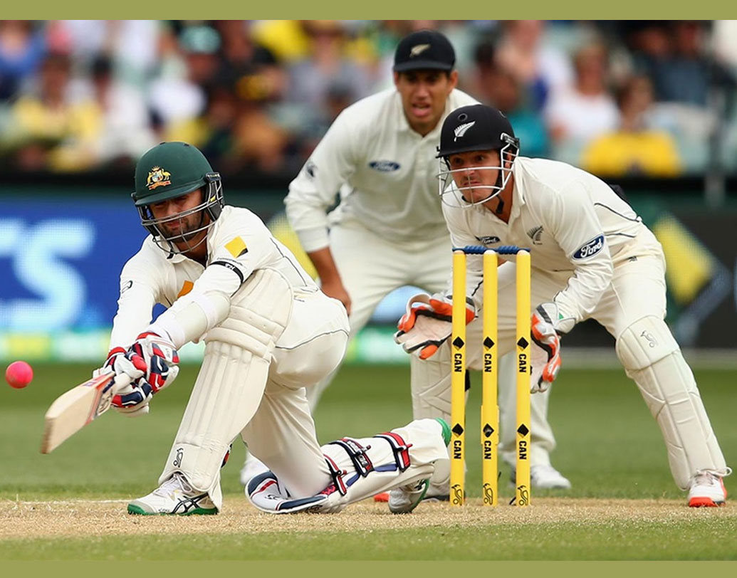 ২০১৫-র নভেম্বর। গোলাপি বলে দিন-রাতের ঐতিহাসিক টেস্ট। নিউজিল্যান্ড বনাম অস্ট্রেলিয়া। অ্যাডিলেডে টসে জিতে প্রথমে ব্যাট করে মাত্র ২০২ রান তুলতে পেরেছিলেন কিউয়িরা। এর পর ১১৬ রানে অজিদের ৮ উইকেট ফেলে দেন কিউয়ি বোলাররা। নেথান লায়নের আউটের আবেদন ঘিরে হয়েছিল বিতর্ক।