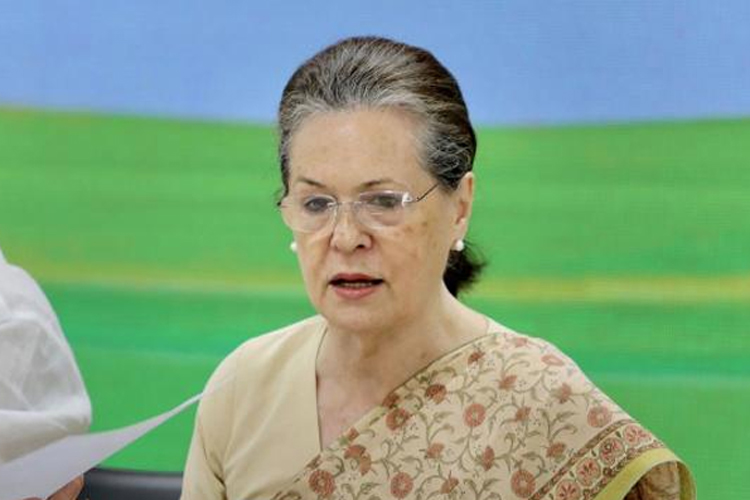 Veteran leaders of Congress want Sonia Gandhi as leader of the party