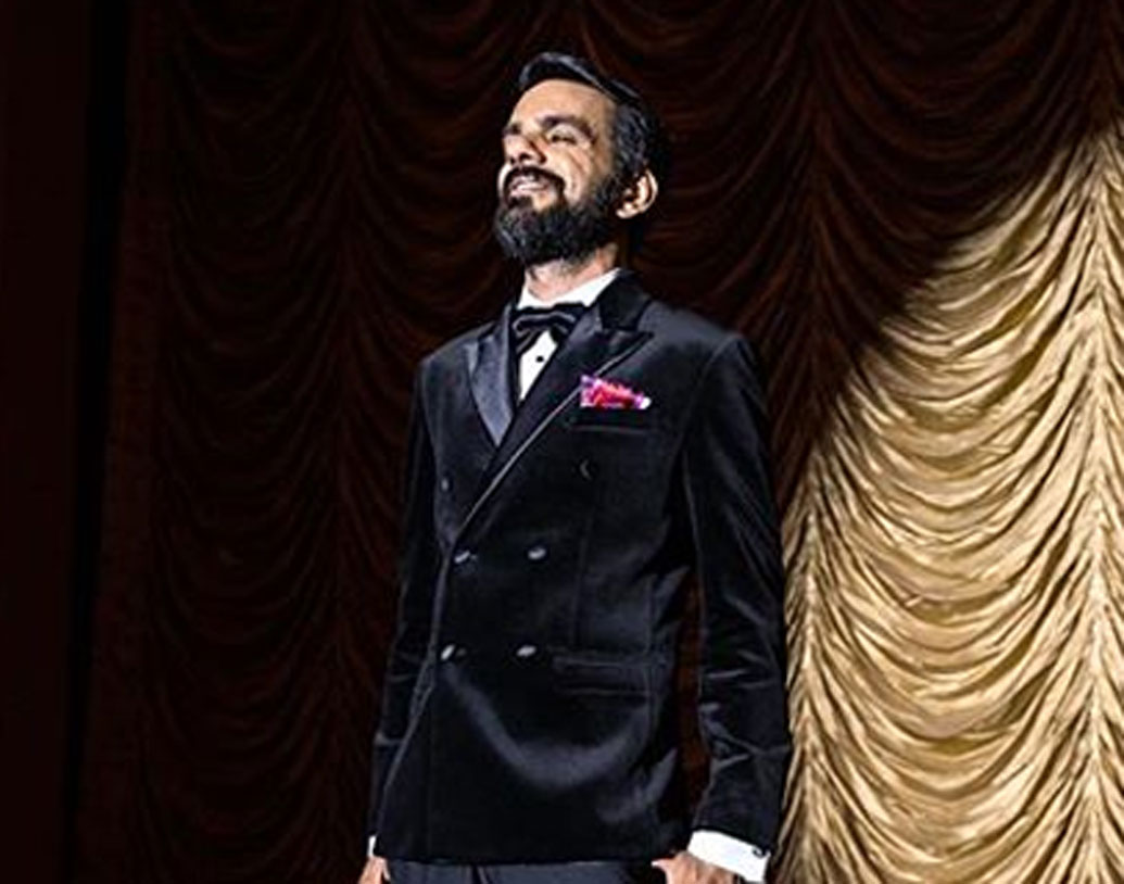 ‘দ্য ওয়েডিং ফিল্মার’— ২০১৩ সালে এই সংস্থাটা চালু করেন বিশাল। বলি তারকাদের বিয়ের মুহূর্ত এখন তাঁর হাতেই বাঁধা পড়ে।