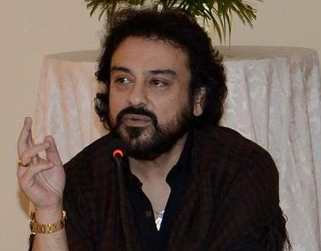 কিছু সংবাদমাধ্যমে প্রকাশিত হয়, আদনান সামি লাইপোসাকশন করিয়েছেন। কিন্তু এই দাবি নস্যাৎ করে আদনান জানান, তাঁর মতো বিশালদেহীর জন্য লাইপোসাকশন যথেষ্ট নয়। তিনি ওজন কমিয়েছেন লো কার্ব প্রোটিন ডায়েট এবং শরীরচর্চায়।