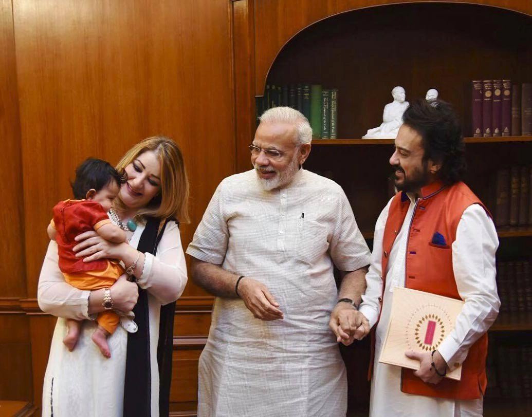 ২০১৫ সালে তিনি ভারত সরকারের কাছে আবেদন করেন ভারতীয় নাগরিকত্বের। ২০১৬ সালে তাঁর আবেদন মঞ্জুর হয়।