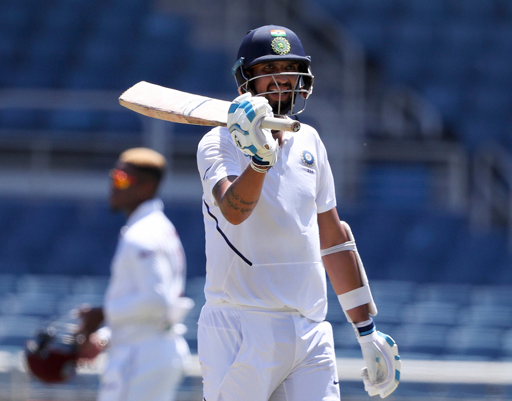 এই সিরিজের সেরা প্রাপ্তি অবশ্যই ব্যাটসম্যান ইশান্ত শর্মা। জীবনের প্রথম টেস্ট হাফসেঞ্চুরি পেয়ে যান তিনি। তাঁর খেলার মধ্যে ছিল পরিণত মানসিকতা। ভারতের ইনিংস চারশো পেরোতে গুরুত্বপূর্ণ ভূমিকা নেন তিনি।