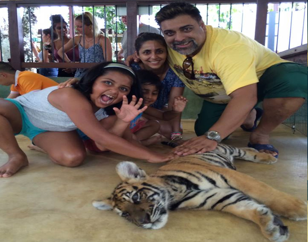 রাম-গৌতমীর ছেলের নাম অক্ষ এবং মেয়ের নাম সিয়া। সংসার এবং দুই সন্তান সামলানোর জন্য গৌতমী কয়েক বছর সে ভাবে অভিনয় করতে পারেননি। পরে দুই ছেলেমেয়ে বড় হয়ে যাওয়ায় তিনি আবার ইন্ডাস্ট্রিতে ফিরে আসেন।