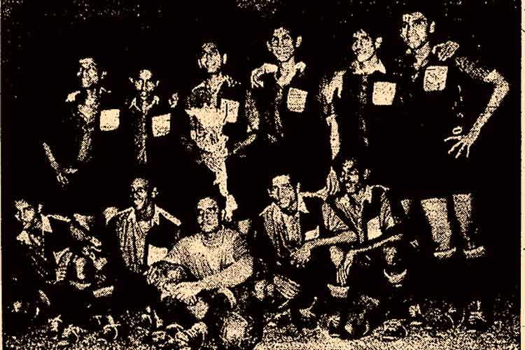 অ্যালবাম: ১৯৫৮ সালে কলকাতা লিগজয়ী ইস্টার্ন রেল দল। ফাইল চিত্র