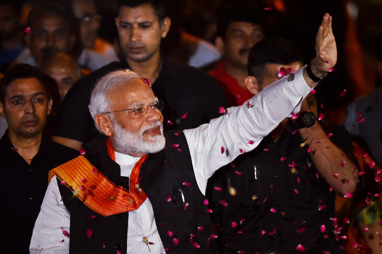 Congress questioned the success of Narendra Modi's US visit