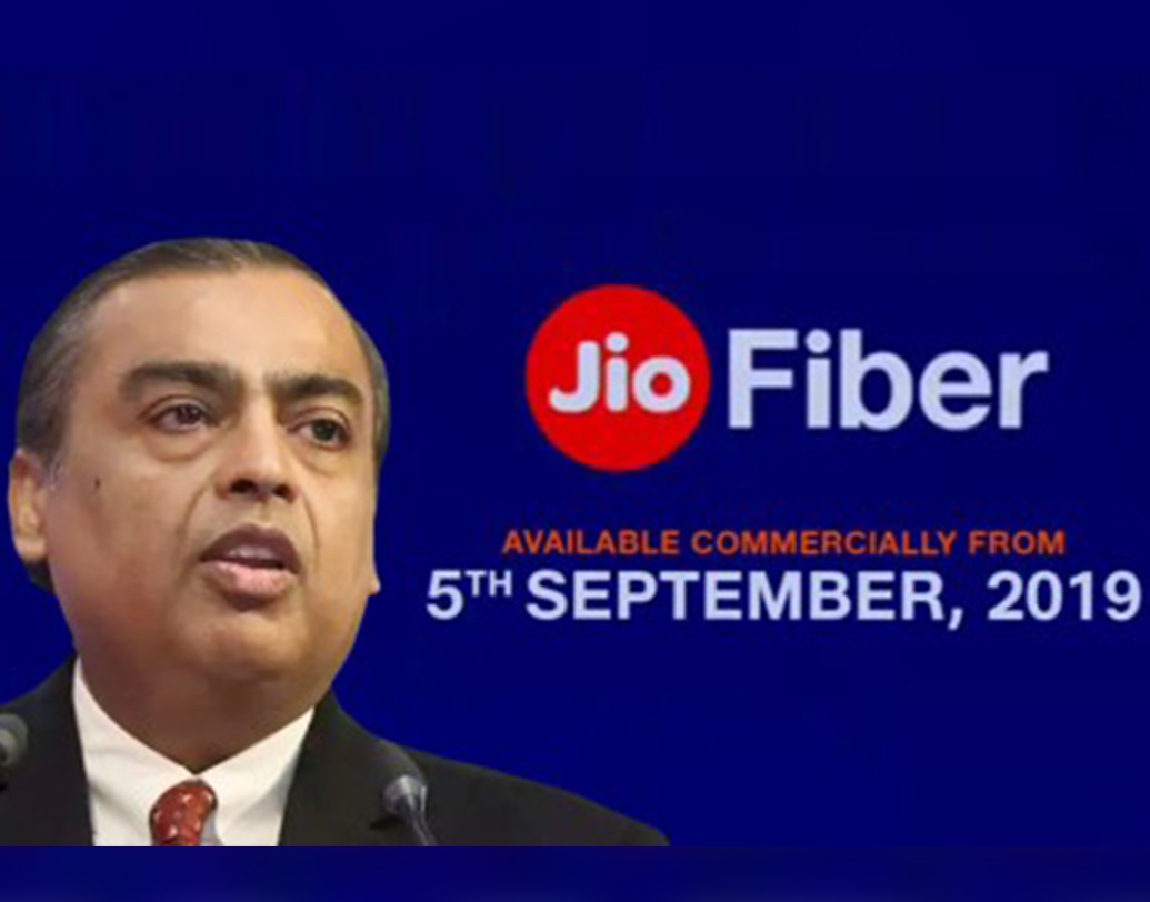 সাধারণ বৈদ্যুতিক কেবলের ইন্টারনেট পরিষেবার গতি ১০ এমবিপিএস-১০০ এমবিপিএস-এর মধ্যেই সীমাবদ্ধ।কিন্তু গিগা ফাইবার কেবলে ইন্টারনেট পরিষেবার সর্বনিম্ন গতি ৫০ এমবিপিএস। আর সর্বোচ্চ গতি ১০ হাজার এমবিপিএস অর্থাৎ ১০জিবিপিএস।