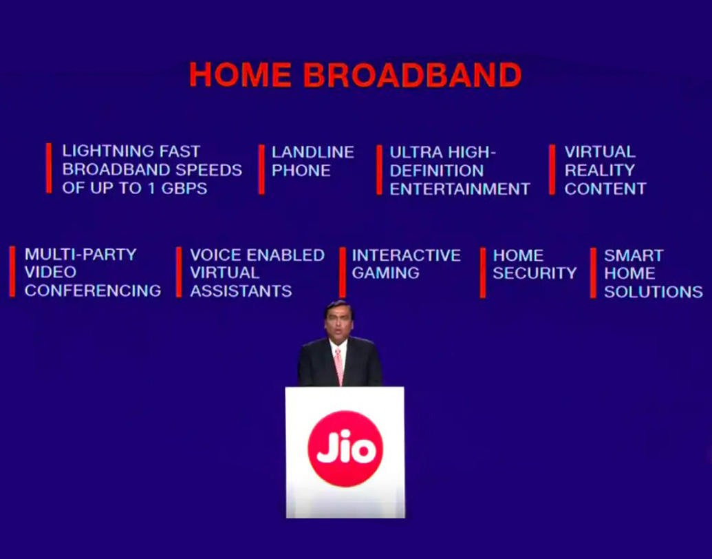 এই বছরের বার্ষিক সভায় জিয়ো ফাইবারের বিভিন্ন অফার নিয়ে আলোচনা হয়েছে। তাতে ঠিক করা হয়েছে সর্বনিম্ন ডেটা প্ল্যান শুরু হবে ৭০০ টাকায়। তাতে পাওয়া যাবে ১০০ মেগাবাইট প্রতি সেকেন্ডে। আর সর্বোচ্চ স্পিডের মূল্য হবে ১০ হাজার টাকা।