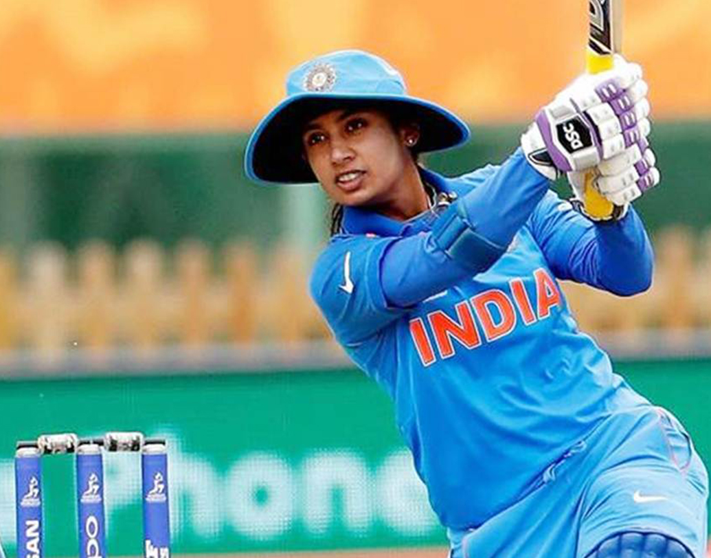 তাঁর ২০ বছরের ক্রিকেট কেরিয়ারে অনেক ঝড়-ঝাপটা সামলেছেন তিনি। ২০১৮ সালের টি-২০ বিশ্বকাপে বাদ পড়তে হয় প্রথম একাদশ থেকেও। বয়স থাবা বসিয়েছে ফর্মে। রান মেশিন মিতালি একদিনের ক্রিকেটে শেষ শতরান করেছেন এক বছর আগে শ্রীলঙ্কার বিরুদ্ধে। যদিও গড় এখনও পঞ্চাশের ওপরে। টেস্টে রয়েছে দ্বিশতরানও।