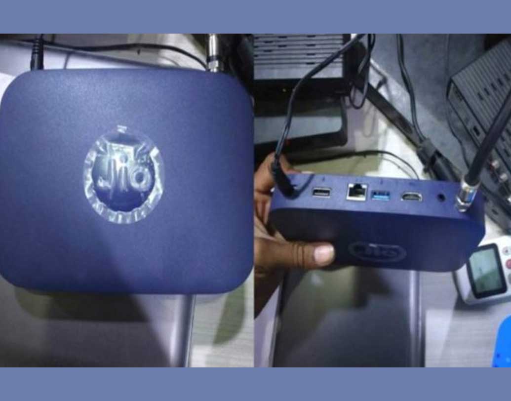 এক বছরের এই প্ল্যানের সঙ্গে বিনামূল্যে পাওয়া যাবে ২৪ ইঞ্চির ৭২০পি এইচডি রেডি টিভি। তা ছাড়াও পাওয়া যাবে ৪কে সেট-টপ বক্স এবং জিয়ো হোম গেটওয়ে, একেবারে বিনামূল্যে। এক বছরের এই প্ল্যান নিতে খরচ হবে ২৯ হাজার ৯৮৮ টাকা।