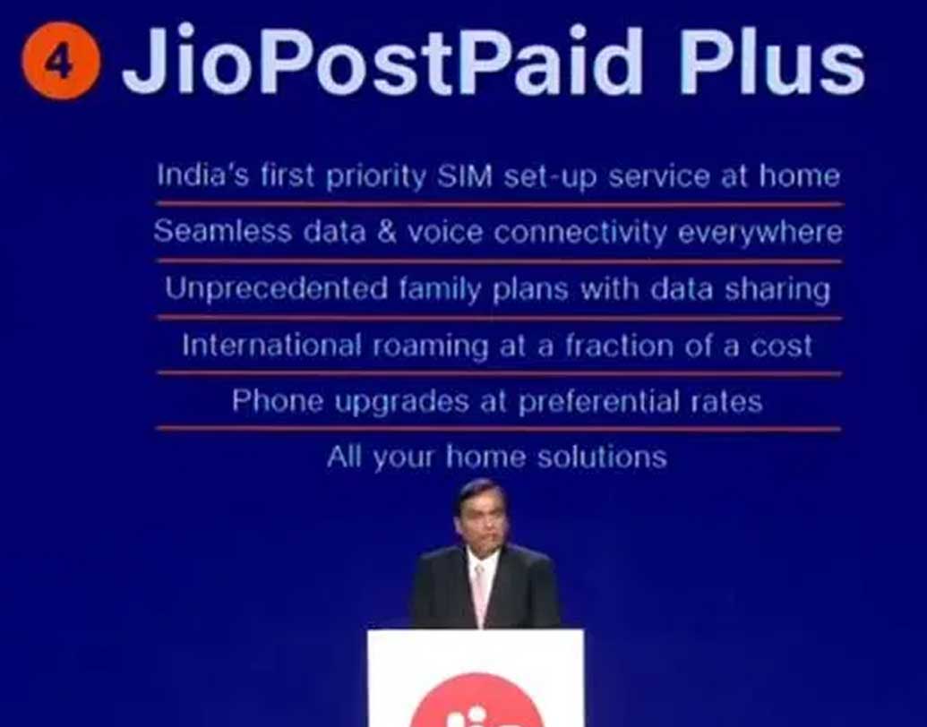 প্ল্যাটিনাম প্ল্যানের এক মাসের দাম ৩,৯৯৯ টাকা। ১ জিবিপিএস স্পিডে পাওয়া যাবে ২৫০০ জিবি হাইস্পিড ডেটা। বিনামূল্যে ফোন কলের সুবিধা থাকছে এই প্ল্যানেও।