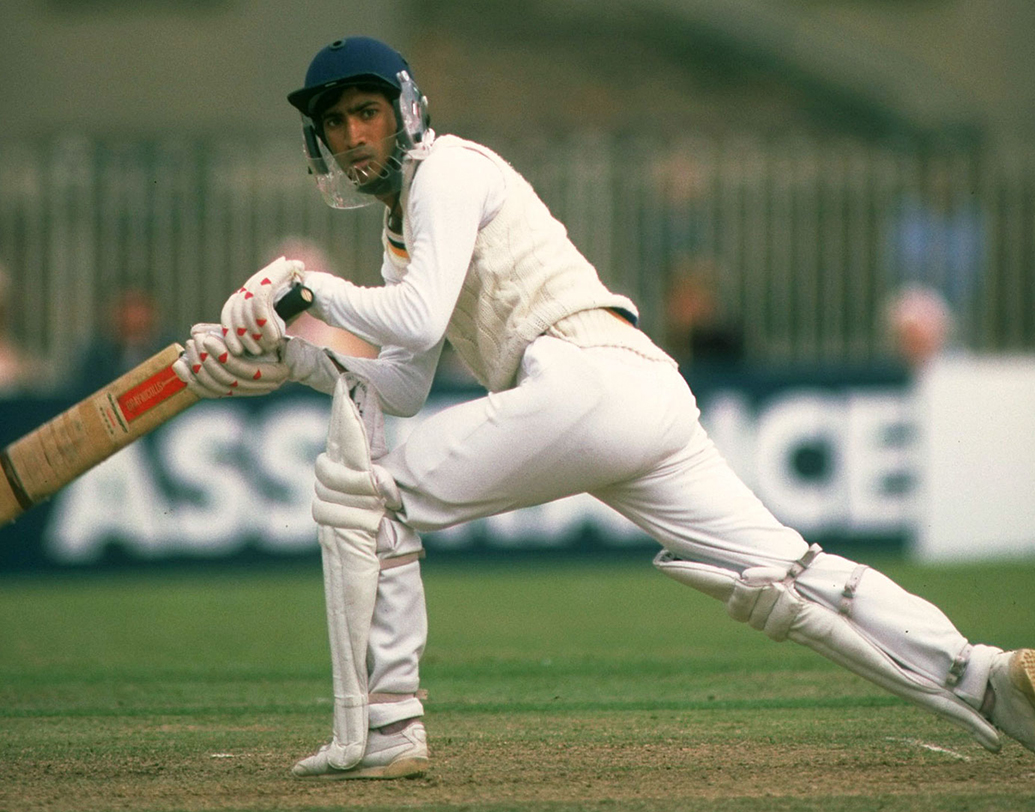 সিদাথ ওয়েত্তিমুনি- পাকিস্তানের বিরুদ্ধে ওপেন করে ১৫৭ রানের ইনিংস খেলেন শ্রীলঙ্কার সিদাথ। ১৯৮২ সালে ফয়জলাবাদে সিরিজের দ্বিতীয় টেস্টে এই কীর্তি গড়েন তিনি। তাঁর দ্বিতীয় শতরান আসে দু’বছর পর ইংল্যান্ডের বিরুদ্ধে লর্ডসে।