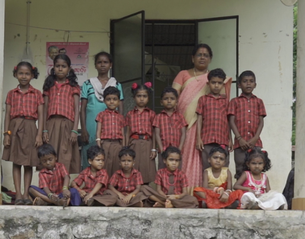 এই কুর্নিশযোগ্য কাজের জন্য ঊষাকুমারী বহু স্বীকৃতি পেয়েছেন। তার মধ্যে আছে কেরল অ্যাসোসিয়েশন ফর ননফরমাল এডুকেশন অ্যান্ড ডেভেলপমেন্ট-এর ‘সাক্ষরতা পুরস্কারম’-ও। (ছবি : সোশ্যাল মিডিয়া)