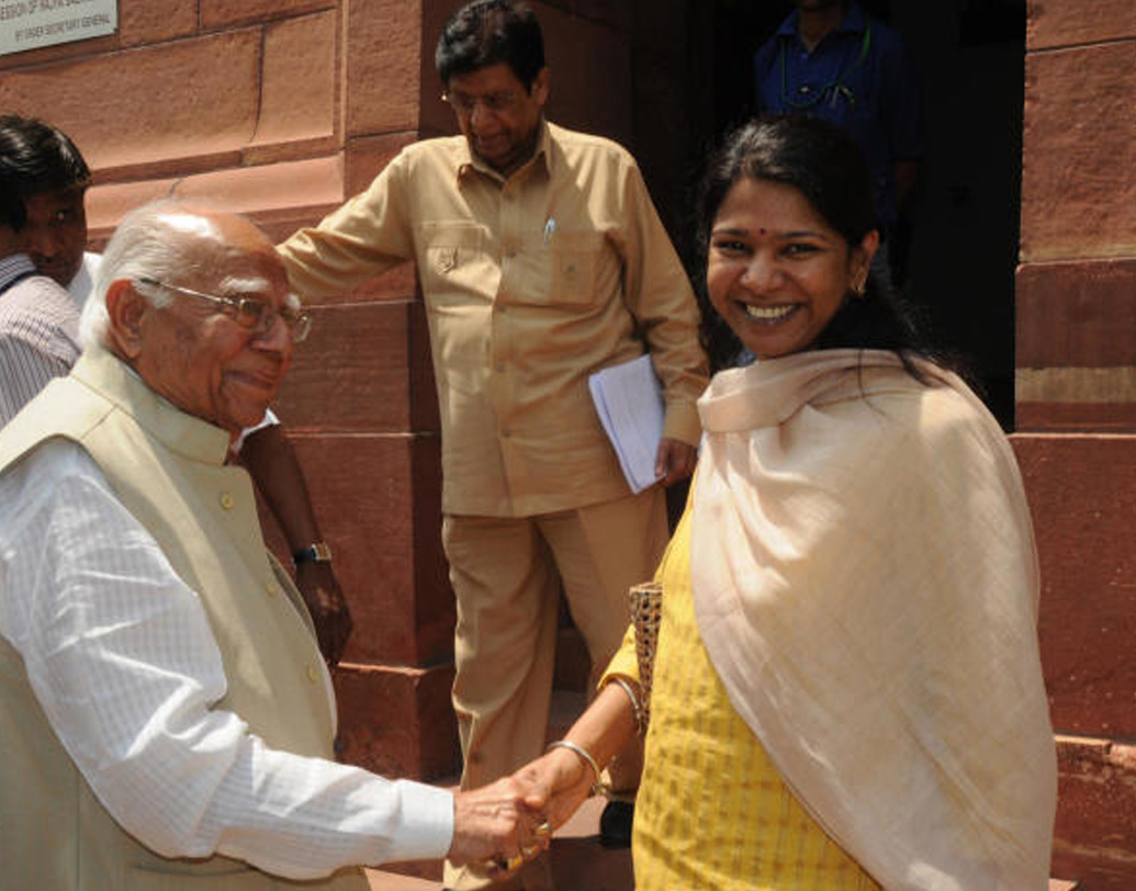 ইন্দিরা ও রাজীব গাঁধীর হত্যাকাণ্ডেও অভিযুক্তদের আইনজীবী হিসেবে দেখা গিয়েছিল তাঁকে। তালিকা আরও দীর্ঘ। টু জি স্পেকট্রাম কাণ্ডে কানিমোজি, আর্থিক তছরূপে জগনমোহন রেড্ডি, খনি মামলায় ইয়েদুরাপ্পা, সোহরাবুদ্দিন মামলায় অমিত শাহ-র আইনজীবী ছিলেন জেঠমলানী।