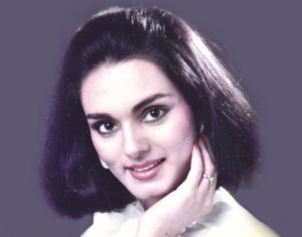 করাচিতে ল্যান্ড করার কিছু ক্ষণের মধ্যে বিমান ছিনতাই করে আবু নিদাল জঙ্গি গোষ্ঠীর চার সশস্ত্র দুষ্কৃতী। তাদের উদ্দেশ্য ছিল, বিমানটিকে সাইপ্রাসে উড়িয়ে নিয়ে যাওয়া। সেখানে থাকা প্যালেস্তিনীয় বন্দিদের উদ্ধার করা।