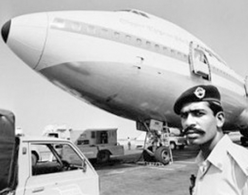 শুধু যাত্রীদের প্রাণ রক্ষাই নয়। নীরজার জন্য ছিনতাইকারীরা বিমানটিকে নিয়ে করাচি ছেড়ে উড়ে পারেনি। পরে তাদের গ্রেফতার করে পাকিস্তানি আদালত মৃত্যুদণ্ড দেয়। পরে অবশ্য সেই শাস্তি বদলে যায় যাবজ্জীবন কারাদণ্ডে।