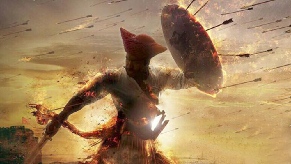 আজও দাঁড়িয়ে আছে এই কেল্লা। ইতিহাসের সাক্ষী এবং পর্যটকদের আকর্ষণের কেন্দ্রবিন্দু হয়ে। এ বার সে উঠে এল সেলুলয়েডেও। শুক্রবার, ১০ জানুয়ারি মুক্তি পেল অজয় দেবগণ-কাজল অভিনীত বায়োপিক ‘তানাজি’। (ছবি: আর্কাইভ ও ফেসবুক)