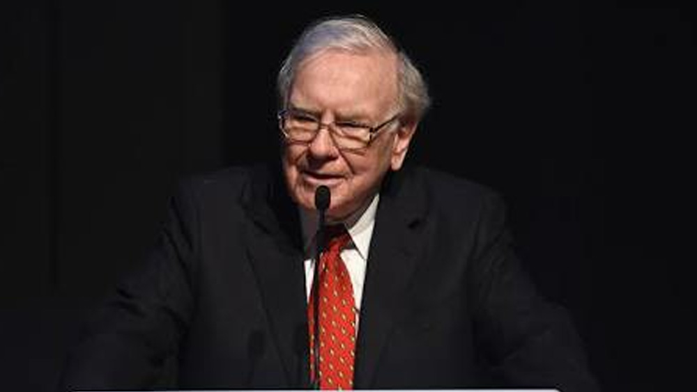 এখন ওয়ারেন বাফের সম্পত্তির পরিমাণ আট হাজার ৯০০ কোটি ডলার। ১০ বছর আগে তিনি ছিলেন ৩৫৫০ কোটি ডলারের মালিক। এখন তিনি বিশ্বের চতুর্থ ধনীতম ব্যক্তি।