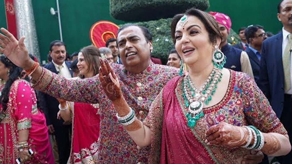 অথচ তাঁর সেই স্বপ্ন ভেঙে চুরমার হয়ে গিয়েছিল মাত্র ২৩ বছর বয়সে। যখন তিনি জানতে পারলেন, কোনওদিনই তাঁর মা হওয়া সম্ভব নয়।