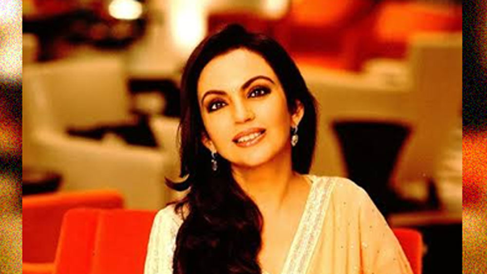 তাঁদের আইভিএফ-এর কথা প্রথম বলেছিলেন পারিবারিক বন্ধু এবং চিকিৎসক ফিরুজা পারিখ। কড়া ওষুধ আর উন্নত প্রযুক্তির মাধ্যমে শুরু হয় তাঁদের চিকিৎসা।