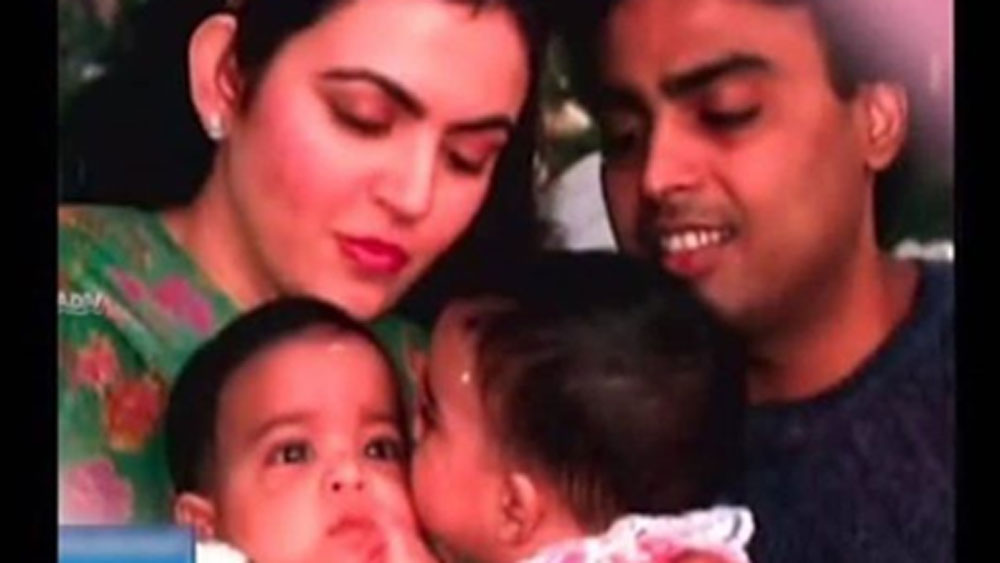 ১৯৯১ সালে ঈশা এবং আকাশের জন্ম দেন নীতা। অম্বানী পরিবারে খুশির আলো জ্বলে ওঠে।