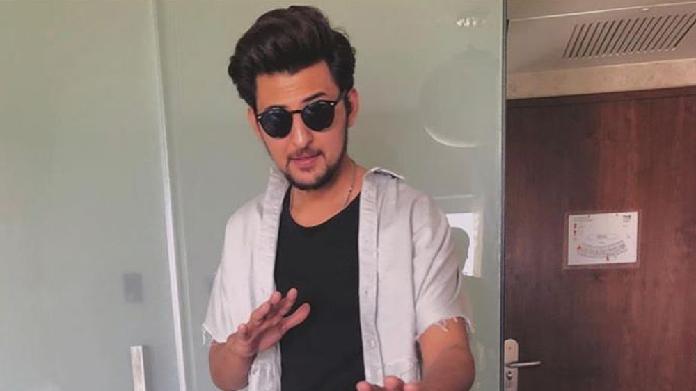 ২০১৪ সালে এই শো-এ দর্শনের পারফরম্যান্স খুবই জনপ্রিয় ছিল। তাঁর নিজের গান ‘পহেলি মহব্বত’ শ্রোতাদের মনে দাগ কেটেছিল। কিন্তু ফাইনালে তিনি দ্বিতীয় স্থান পেয়েছিলেন। চ্যাম্পিয়ন হয়েছিলেন ঋতুরাজ মহান্তি। ছেলে চ্যাম্পিয়ন হতে না পারায় ভেঙে পড়েছিলেন দর্শনের মা। কিন্তু তাঁর বাবা বলেছিলেন, আরও বড় কিছু ভবিষ্যতে অপেক্ষা করে আছে।