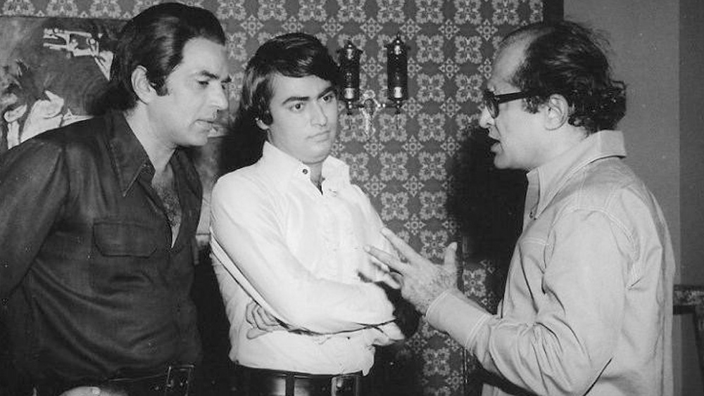 কিন্তু এই ছবিগুলি বক্স অফিসে সে রকম সাফল্য পায়নি। আশির দশকে পরপর ছবি ফ্লপ হওয়ায় তারিকের কাছে সুযোগ কমতে থাকে ক্রমশ। ১৯৮৭ সালে মুক্তি পায় তারিকের ‘জেবর’ ছবিটি। এরপর কাজ আসাই কার্যত বন্ধ হয়ে যায় সত্তরের দশকের হার্টথ্রবের কাছে।