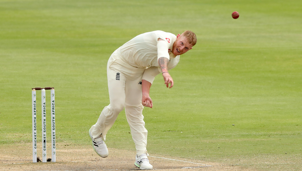 বেন স্টোকস: ওয়ান ডে-র মতো টেস্ট দলেরও একমাত্র অলরাউন্ডার বেন স্টোকস। ৬১ টেস্টে ৩৬-এর উপর ব্যাটিং গড়, সঙ্গে ১৪২ উইকেট, ব্রিটিশ এই অলরাউন্ডার যে কোনও দলেরই সম্পদ।