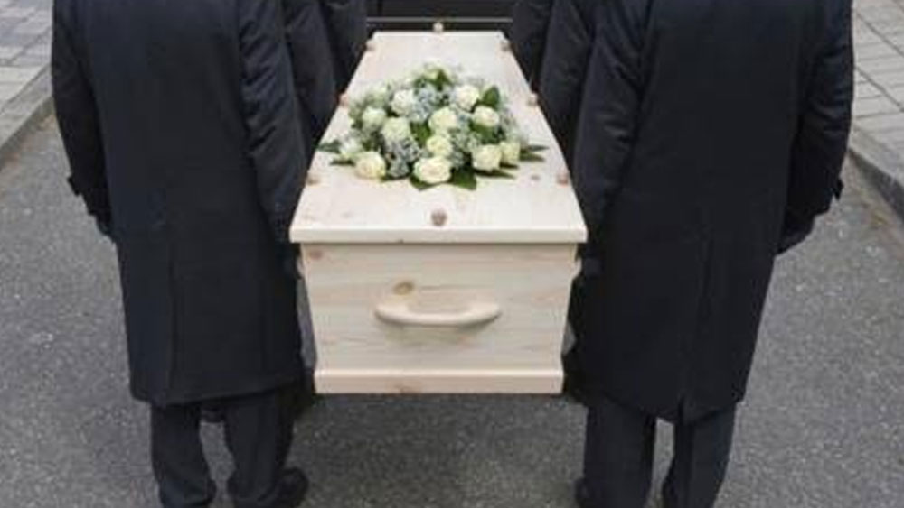 ১৯৭৪ সালে ইউজিনের মৃত্যু হয়। রবার্টকে একটা ট্রাঙ্কের মধ্যে ঢুকিয়ে ওই বাড়ির চিলেকোঠাতেই রাখা হয়। ইউজিনের মৃত্যুর দু’বছর পর তাঁর স্ত্রী পার্কারও মারা যান। তাঁদের মৃত্যুর পর বাড়িটাও বিক্রি হয়ে যায়। একটা নতুন পরিবার ওই বাড়িতে থাকতে শুরু করেন।