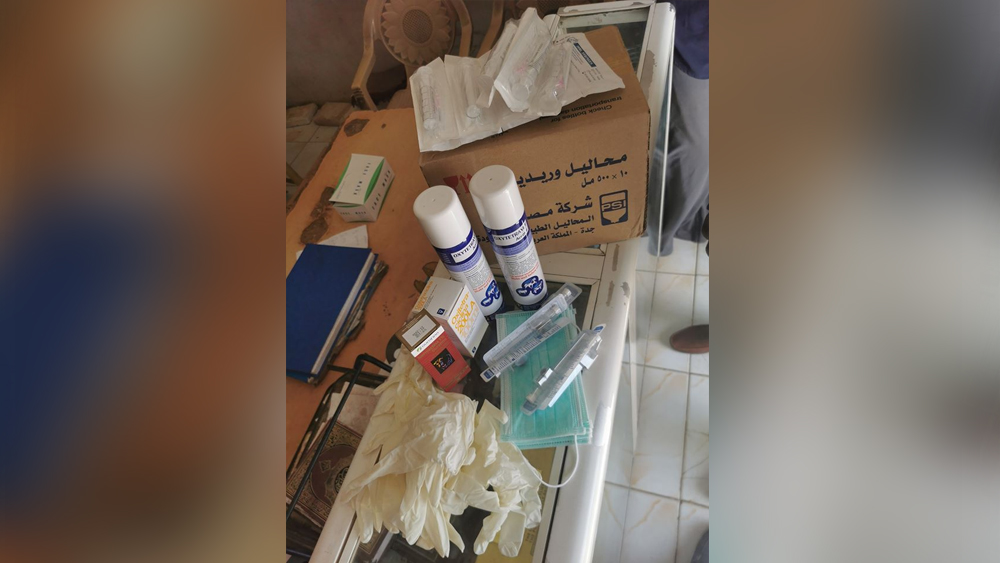 বেশ কয়েকটি সংগঠন সিহংগুলির জন্য তাজা মাংস ও ওষুধ নিয়ে আল-কুরেশি পার্কে পৌঁছে যায়। সেই খাবার, অ্যান্টিবায়োটিক ও অন্যান্য ওষুধ সিংহগুলিকে দেওয়া হয়।