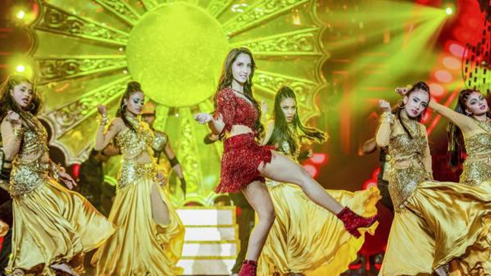 নোরার জীবনে নাচ-ই প্রধান নেশা। যে কোনও ধরনের নাচ দেখে তার স্টেপ আয়ত্ত করাই তাঁর লক্ষ্য। যত-ই কঠিন হোক না কেন, নোরার অধ্যবসায় হার মানে না। হিপ হপ, অ্যাফ্রো এবং বেলি ডান্স তাঁর কাছে কঠিন বলে মনে হত। কিন্তু বারবার অনুশীলনে এখন নাচের এই ঘরানাগুলিতেও তিনি সমান দক্ষ।