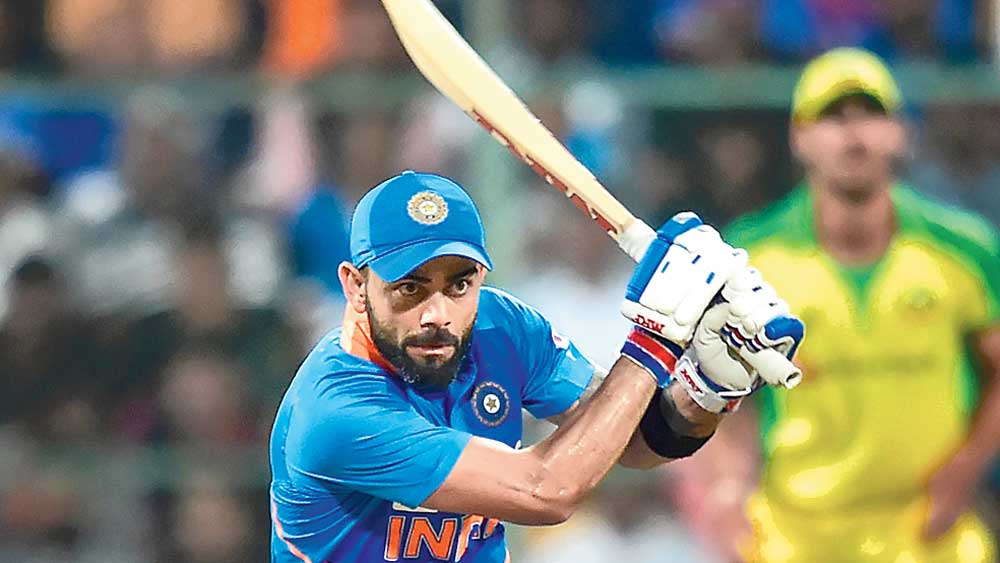 বিরাট কোহালি — প্রথম টি টোয়েন্টিতে দুর্দান্ত ক্যাচে তাঁকে ফেরান মার্টিন গাপ্টিল। তার আগে কোহালি ও রাহুল ভারতের ইনিংস গড়ার কাজ করেন। ৩২ বলে চটজলদি ৪৫ রান করে যান ভারত অধিনায়ক। অস্ট্রেলিয়ার বিরুদ্ধে ওয়ানডে সিরিজেও রানের মধ্যে ছিলেন তিনি। কিউয়িদের মাঠে সিরিজ জেতার ক্ষেত্রে কোহালিকে জ্বলে উঠতেই হবে।