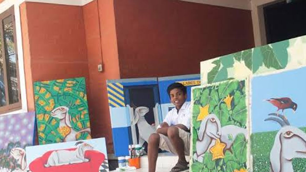 কখনও আঁকার প্রশিক্ষণ না নিয়েই সে এত ভাল আঁকত যে, আলাদা করে প্রশিক্ষণ দেওয়ার প্রয়োজন বোধ করেননি তার বাবা-মা।