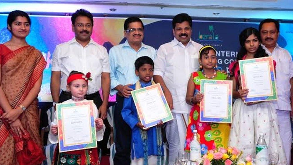 বর্তমানে ১৪ বছর বয়স অনুজাতের। এর মধ্যে অনেকগুলো পুরস্কার দিতে নিয়েছে সে। ২০১৩ সালে এশিয়ার সবচেয়ে বড় অঙ্কন প্রতিযোগিতায় সে বেস্ট আউটস্ট্যান্ডিং আর্টিস্ট হয়েছে। ২০১৪ সালে কেরল টুরিজমের ক্লায়েন্ট মেমরিয়াল ইন্টারন্যাশনাল পেন্টিং প্রতিযোগিতা জেতে।