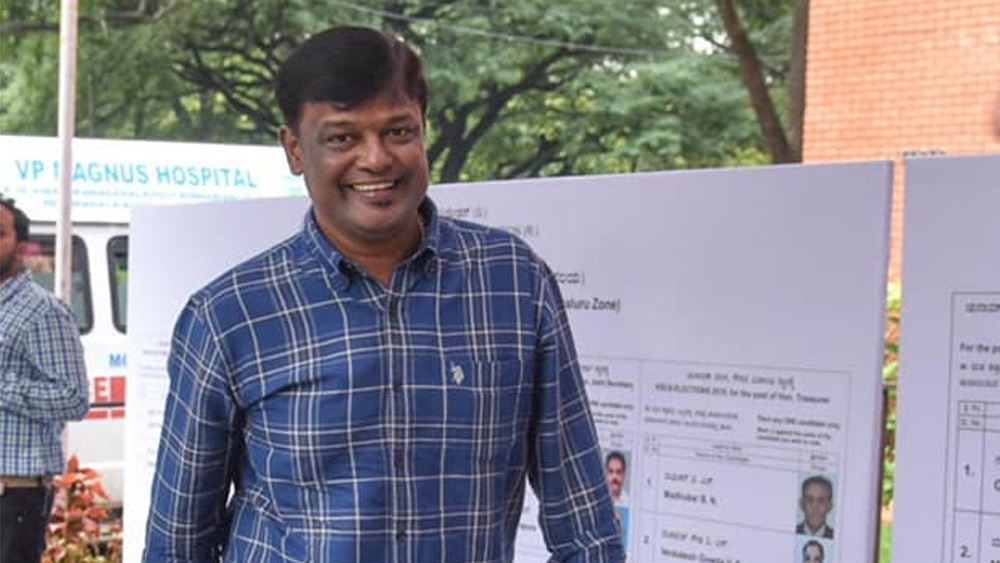 সিরিজের দ্বিতীয় টেস্টে কেপটাউনের মাঠে আন্তর্জাতিক ক্রিকেটে অভিষেক হয় ডোডা গণেশের। ম্যাচের দ্বিতীয় ইনিংসে গণেশ জীবনের প্রথম টেস্ট উইকেট পান। তাঁর বলে এলবিডব্লিউ হন গ্যারি কার্স্টেন। সেই ম্যাচে বড় ব্যবধানে পরাজিত হয় ভারত। দ্বিতীয় টেস্টেও দলে জায়গা পান গণেশ। তবে অমীমাংসিত সেই টেস্টে মাত্র ন’ওভার বোলিং করেছিলেন তিনি।