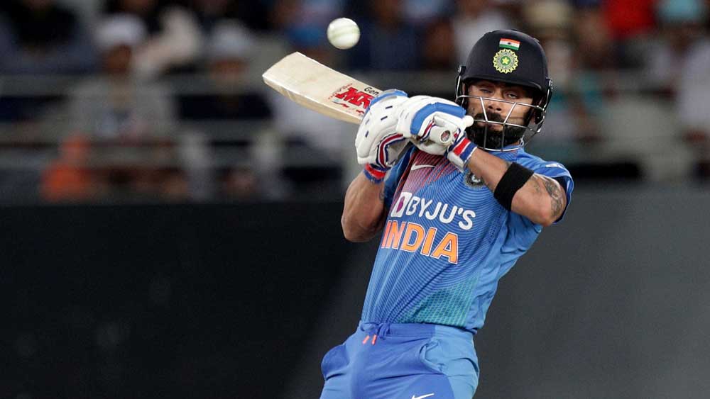 বিরাট কোহালি — প্রথম টি টোয়েন্টিতে দুর্দান্ত ক্যাচে তাঁকে ফেরান মার্টিন গাপ্টিল। দ্বিতীয় টি টোয়েন্টিতে অবশ্য রান পাননি কোহালি। ১২ বলে ১১ রান করেন তিনি। বুধবার জিতলেই টি টোয়েন্টি সিরিজ ভারতের। কিউয়িদের মাঠে সিরিজ জিততে হলে কোহালিকে জ্বলে উঠতেই হবে।