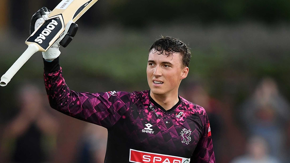 ২১ বছর বয়সির বড় শট নেওয়ার ক্ষমতার জন্যই নিলামে কলকাতা নাইট রাইডার্স এক কোটি টাকায় নিয়েছে ব্যান্টনকে। বিগ ব্যাশ লিগে তাঁকে নিয়েছে ব্রিসবেন হিটও। ইংল্যান্ড দলে জস বাটলার, জনি বেয়ারস্টোর মতো উইকেটকিপার থাকায় প্রথম দলে ব্যান্টনের আসা যদিও সোজা হচ্ছে না। তবে আইপিএলে ভাল খেললে ডাক পেতেই পারেন।