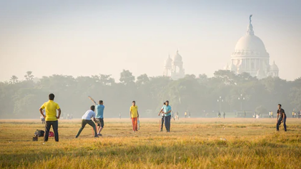 পরবর্তী কালে ক্রমে গড়ের মাঠের নাম হয় কলকাতা ময়দান। একে ঘিরেই গড়ে ওঠে ভিক্টোরিয়া মেমোরিয়াল, রাজভবন, ইডেন গার্ডেন্স, ভারতীয় যাদুঘর, বিড়লা প্ল্যানোটরিয়াম, নেতাজি ইন্ডোর স্টেডিয়াম, শহিদ মিনারের মতো গুরুত্বপূর্ণ স্থাপত্য।