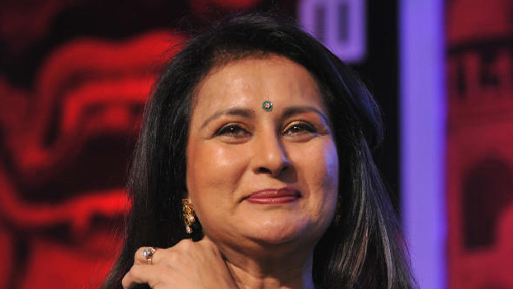 এরপর অবশ্য বড় পর্দায় কাজ খুবই কমিয়ে দেন পুনম। পরিবর্তে তিনি মন দেন টেলিভিশন এবং মঞ্চাভিনয়ে। টেলিভিশনে ‘এক নয়ি পহেচান’ ছোট পর্দায় তাঁর কাজের মধ্যে উল্লেখযোগ্য।