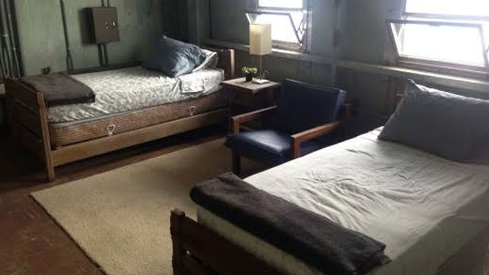 একজন পর্যটকের দু’রাত, তিন দিনের জন্য থাকা-খাওয়া খরচ পড়বে ৫৯৮ ডলার যা ভারতীয় মুদ্রায় ৪২ হাজার ৮৯৮ টাকা। এর মধ্যে হোটেল থেকে বোটে যাতায়াত খরচ অন্তর্ভুক্ত।