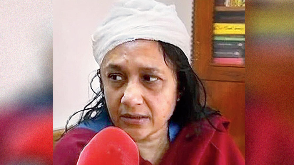 অধ্যাপিকা সুচরিতা সেন।