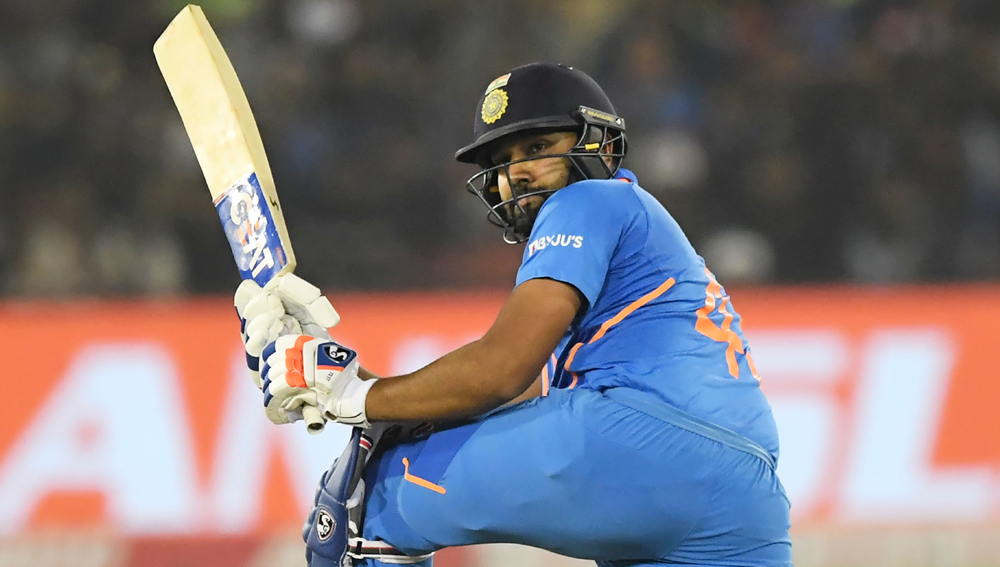 সহ-অধিনায়ক অবশ্যই রোহিত শর্মা। গত বছর ইংল্যান্ডে ওয়ানডে বিশ্বকাপে দুর্দান্ত ছন্দে ছিলেন তিনি। করেছিলেন পাঁচটি সেঞ্চুরি। এ বার টি-টোয়েন্টি বিশ্বকাপেও তাঁর ব্যাটে ঝড় দেখতে চাইছেন ক্রিকেটপ্রেমীরা। তিনিই দলের এক নম্বর ওপেনার। রোহিতের সঙ্গী কে হবেন, তা নিয়েই যত প্রশ্ন।