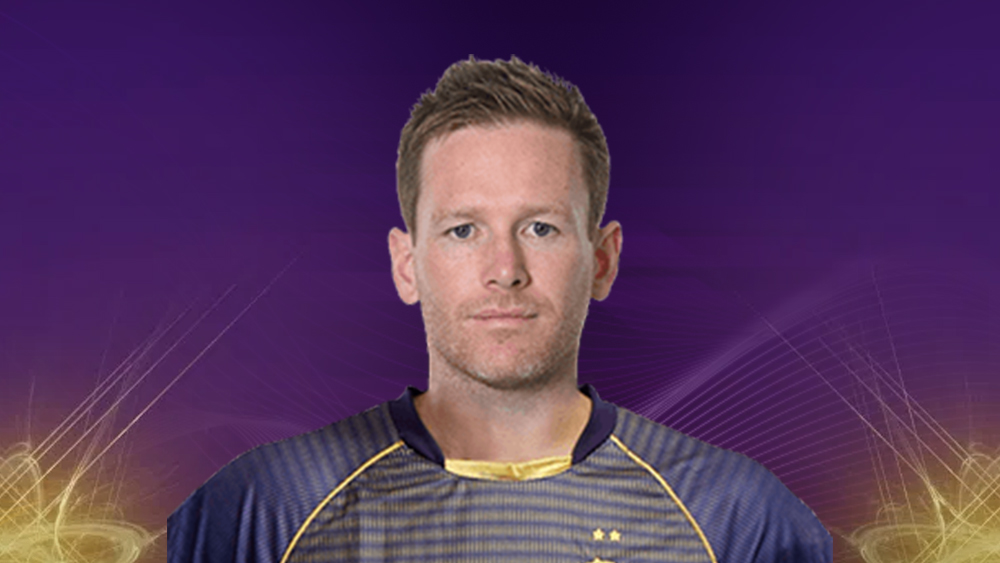 অইন মর্গ্যান- ইংল্যান্ডের বিশ্বকাপ জয়ী অধিনায়কের ব্যাটিং অর্ডার বার বার বদলাচ্ছে। তবে যখনই নেমেছেন ছাপ রেখেছেন। কলকাতার ব্যাটসম্যানদের মধ্যে রান সংগ্রহের তালিকায় তিনি দ্বিতীয় (১৪৩)। চার নম্বরে নামলে তিনি যেমন দরকারে ইনিংস ধরতেও পারবেন তেমনই দ্রুত রান তোলার সুযোগও পাবেন।