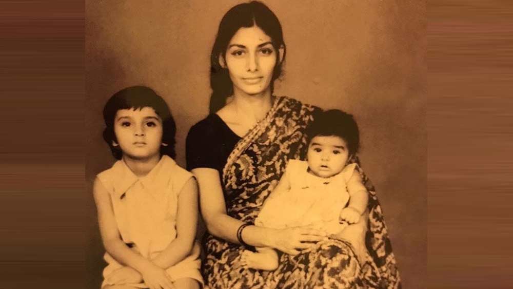 তব্বুর বাবা-মায়ের শর্ত ছিল, একটা ছবিতে অভিনয় করার পরে পড়াশোনা শেষ করতে হবে। মুম্বইয়ের সেন্ট জেভিয়ার্স থেকে পড়াশোনাও করেছেন তব্বু।