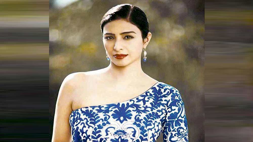 তব্বু জানিয়েছেন, অজয়ের জন্যই নাকি তিনি সিঙ্গল! কিন্তু এমনটা কেন বলেছিলেন অভিনেত্রী?