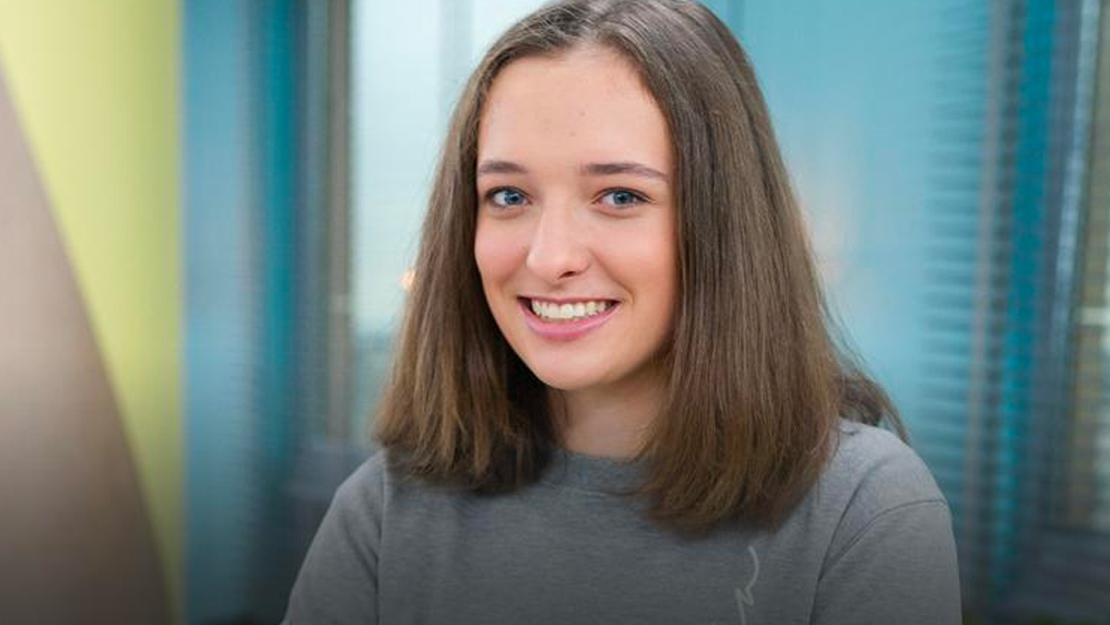 উচ্ছলতার পাশাপাশি শিয়নটেকের কিছু সিদ্ধান্ত বেশ পরিণত। তিনি নিয়মিত মনোবিদের দ্বারস্থ হন। কারণ শিয়নটেক মনে করেন, আধুনিক টেনিসে মনের জোর সবথেকে বেশি গুরুত্বপূর্ণ। মানসিক দিক থেকে স্থিতি না না থাকলে সাফল্য ধরে রাখা যাবে না, ধারণা শিয়নটেকের।